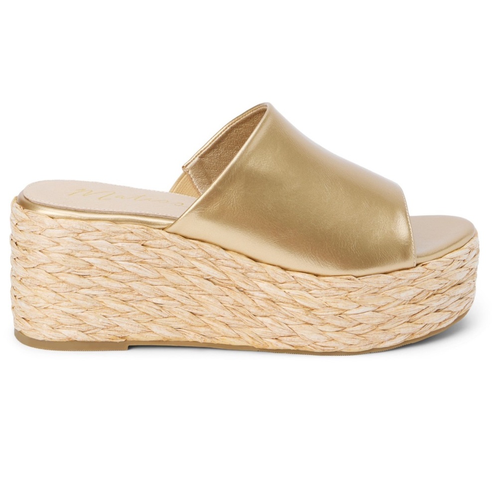 New in box Nantucket gold wedge sandal. Matisse
